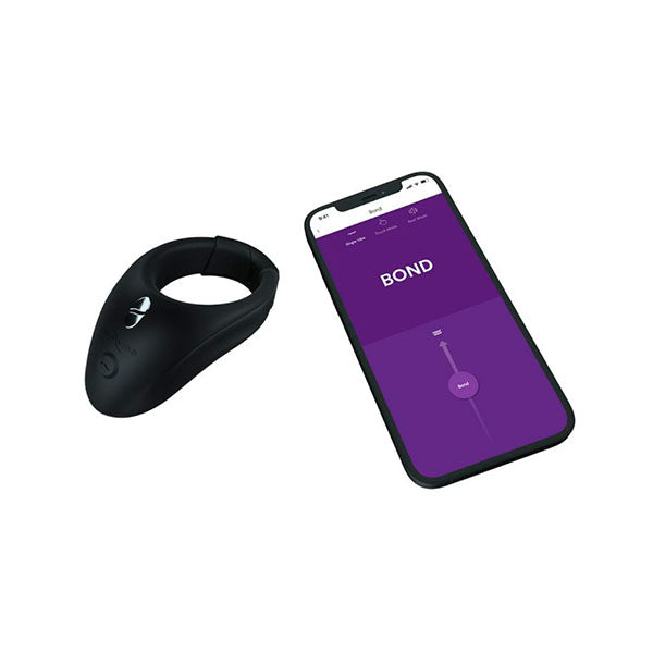 Bond by We-Vibe emparejado con un smartphone, resaltando su control a través de la app We-Connect